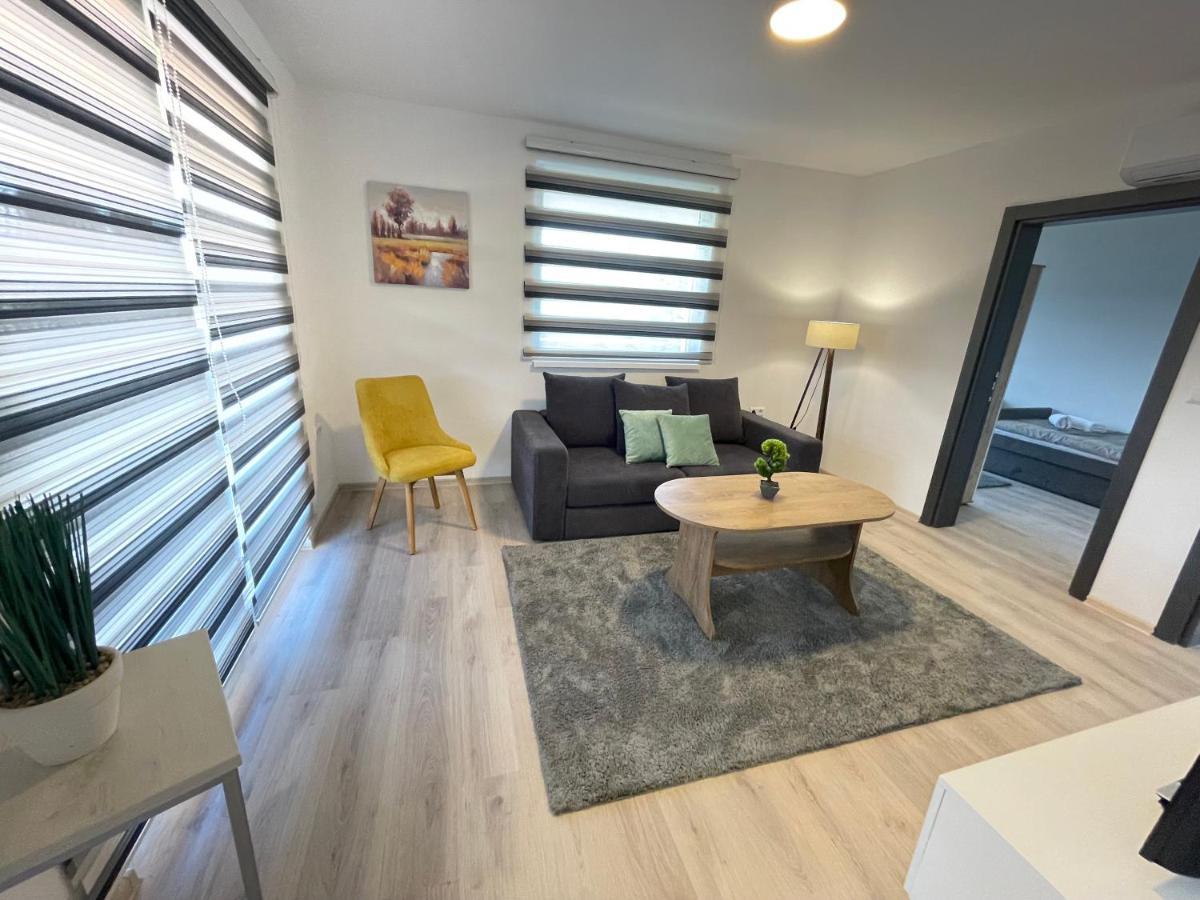 Ammirevole Ravne Apartments Visoko Kültér fotó