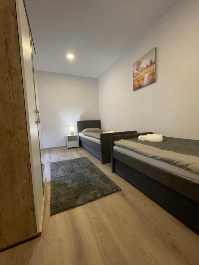 Ammirevole Ravne Apartments Visoko Kültér fotó